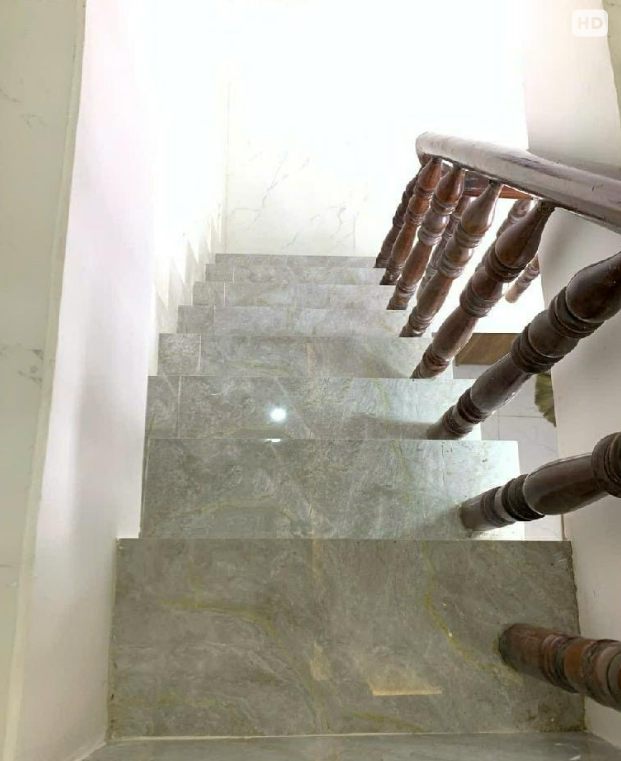 Bán nhà Tân Bình , Siêu Hiếm - 1 chiếc nhà giá nhỏ - xinh , nằm trên hẻm xe hơi , với giá chỉ hơn 2 tỷ , thiết kế hiện đại